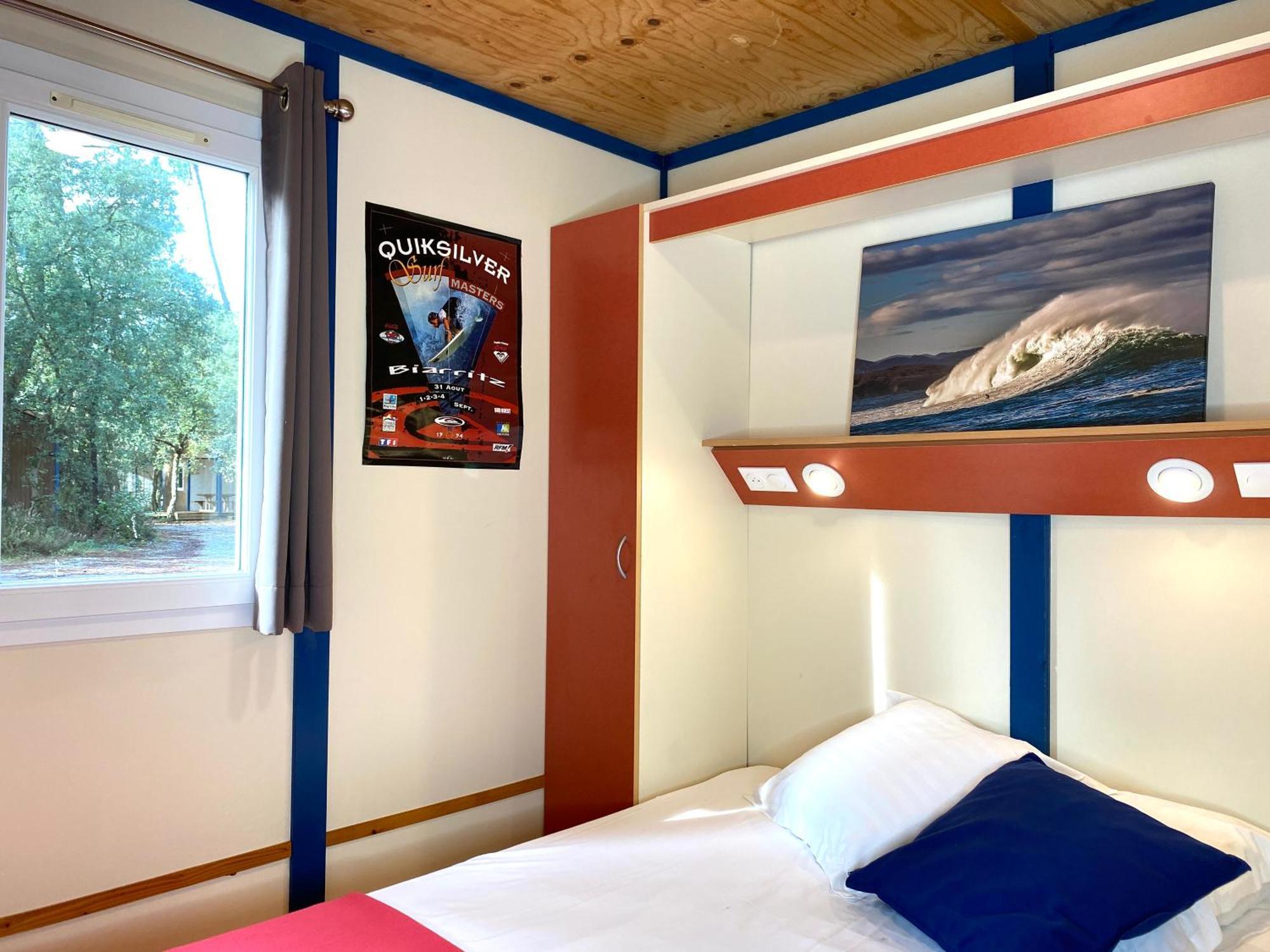 Espace Blue Ocean Ondres Bilik gambar